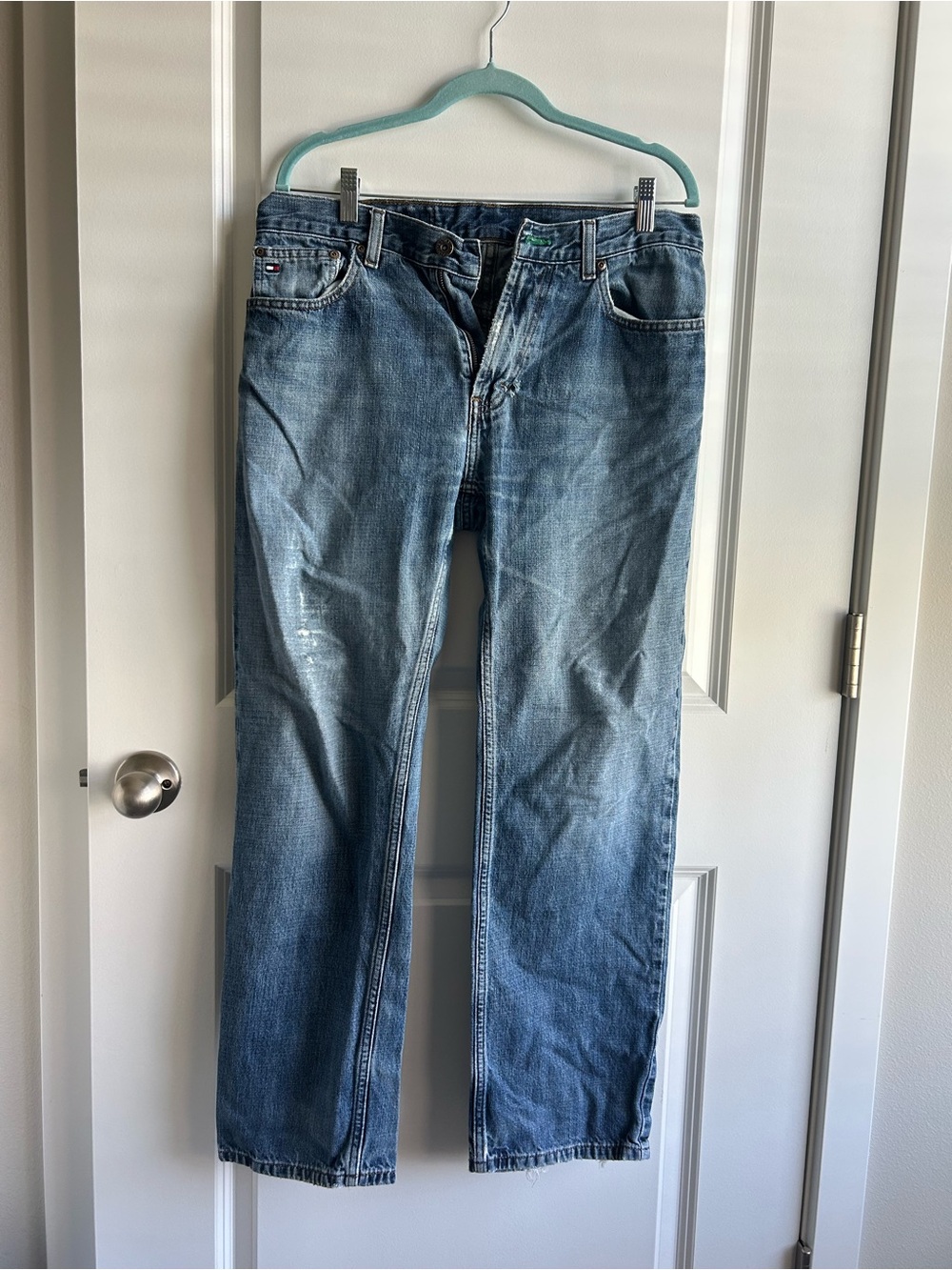 Vintage Tommy Hilfiger Men's Straight Light Blue Denim Jeans
